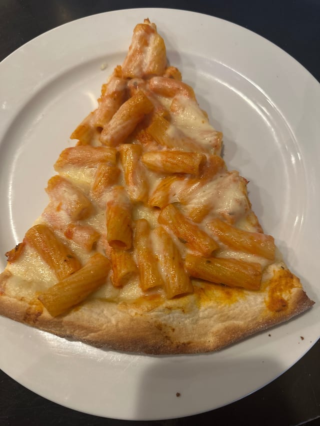 Rigatoni Vodka Pizza Slice.